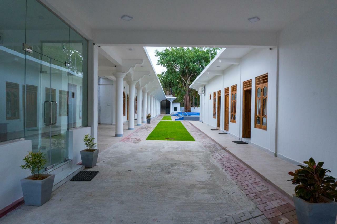Mrd Beach Hotel Trincomalee Εξωτερικό φωτογραφία